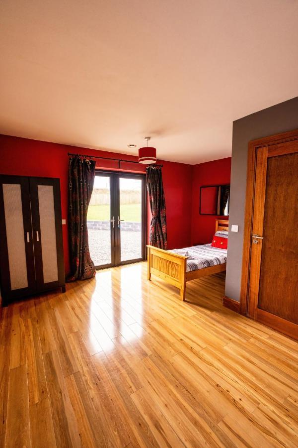 House By The Sea & Golf Course Villa Enniscrone Eksteriør billede